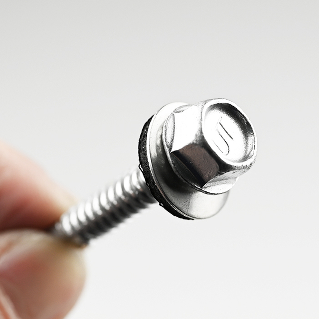 SUS316 رأس الغسالة السداسي برغي الحفر الذاتي ST6.3-14*38