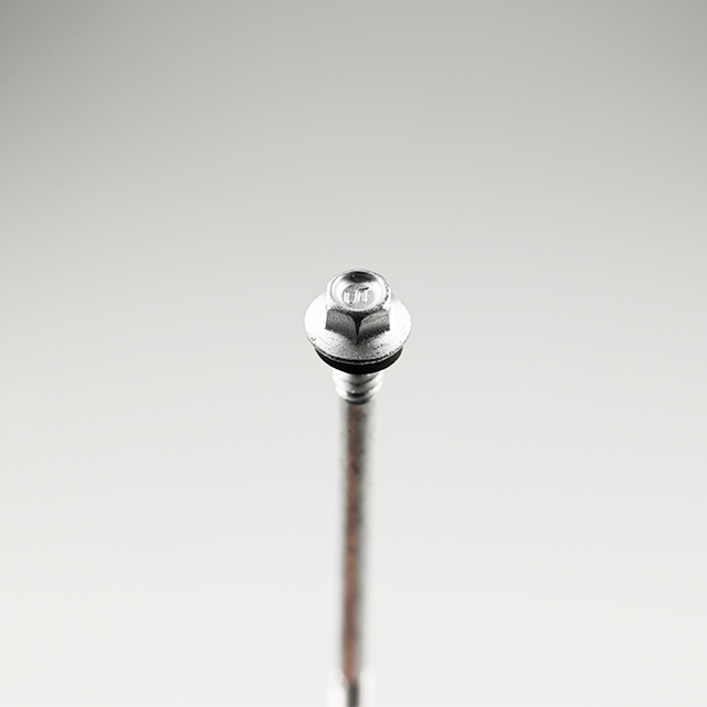 ثنائي المعدن SUS304 عرافة شفة رئيس الحفر الذاتي المسمار ST5.5-24 * 140