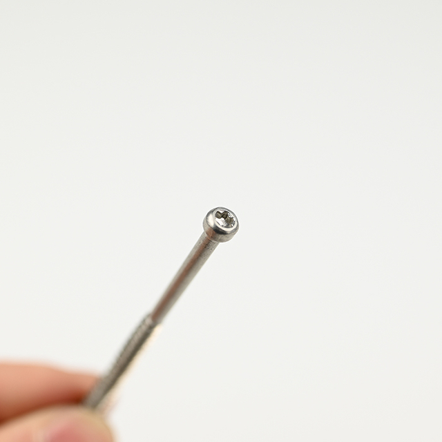 SUS304 الاسطوانة توركس اللوح المسمار T-17 ST4.0-1.8 * 70