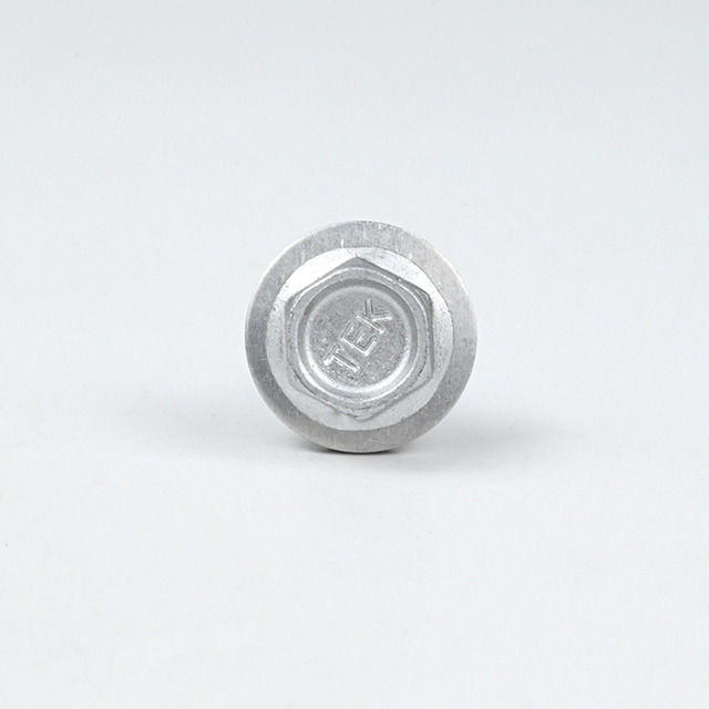 SUS410 عرافة شفة الحفر الذاتي المسمار التنصت على الذات ST5.5-24 * 25