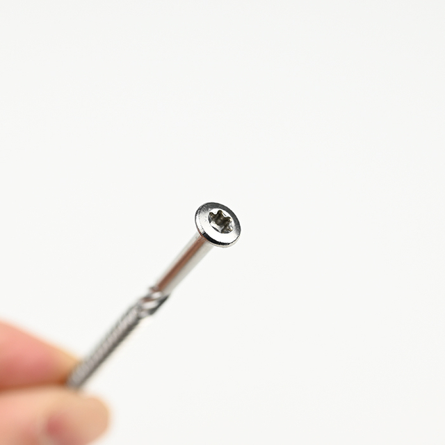 SUS410 رأس توركس بيضاوي مع 6 أضلاع برغي لوح خشب T-17 4.0-1.80*60