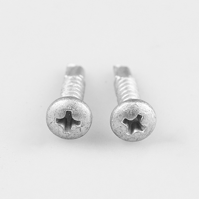 ثنائي المعدن الفولاذ المقاوم للصدأ 304 عموم رئيس الصليب عطلة الحفر الذاتي المسمار ST4.2-18 * 19